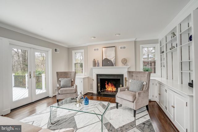 $2,350,130 | 5013 Randall Lane, Bethesda, MD 20816