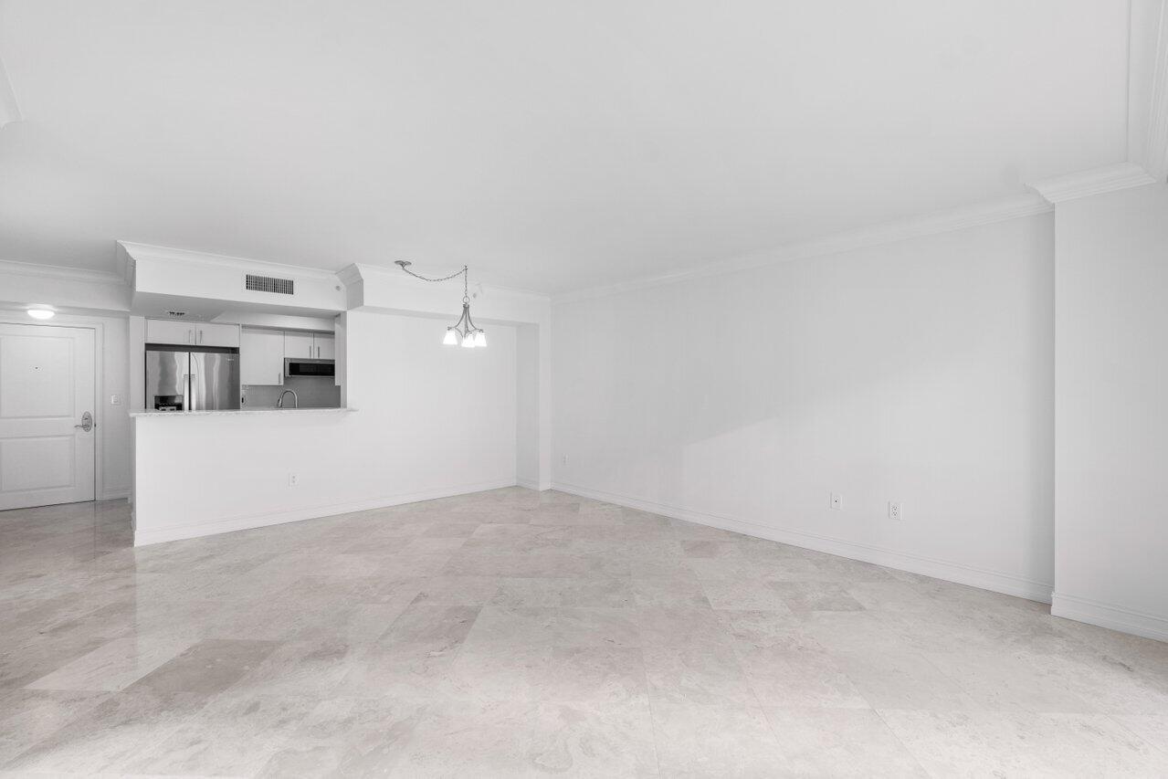 99 Southeast Mizner Boulevard, Unit 837 Boca Raton, FL 33432 - Photo 4 of 37 freshly painted