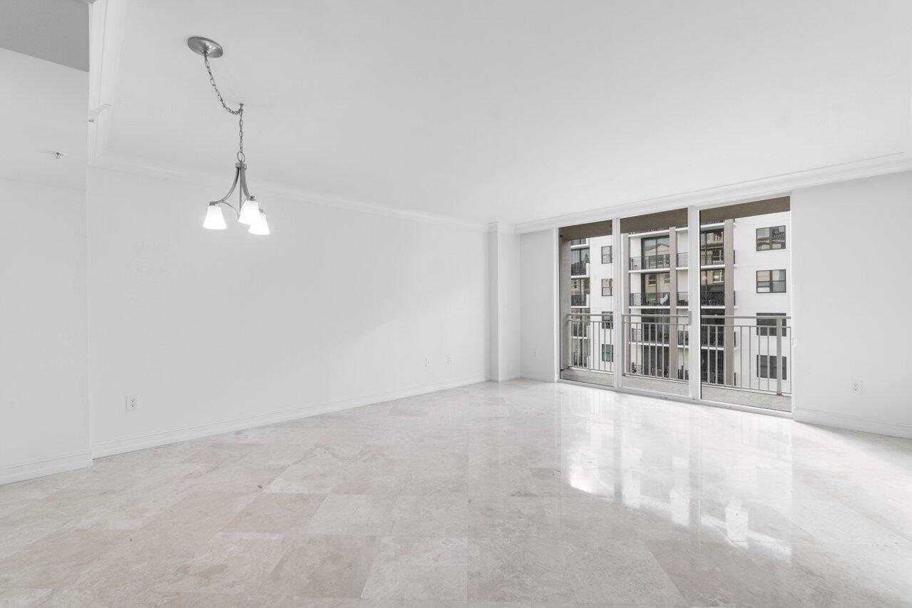 99 Southeast Mizner Boulevard, Unit 837 Boca Raton, FL 33432 - Photo 5 of 37 freshly painted