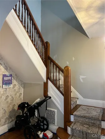 $180,000 | 110 Clinton Place, Utica, NY 13501