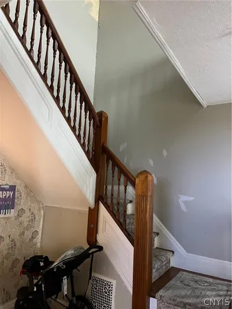 $180,000 | 110 Clinton Place, Utica, NY 13501