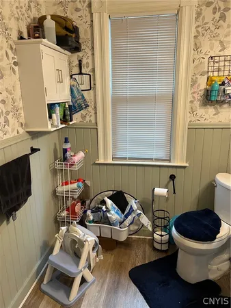 $180,000 | 110 Clinton Place, Utica, NY 13501