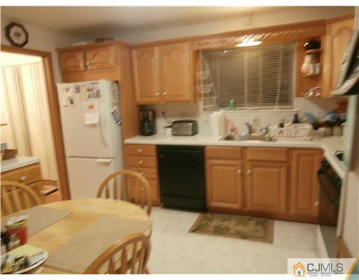 13 Barker Road Somerset, NJ 08873 - Photo 3 of 5 Gallery Image 3