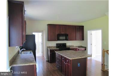 10812 Stansfield Road Randallstown, MD 21133 - Photo 14 of 28 Kitchen