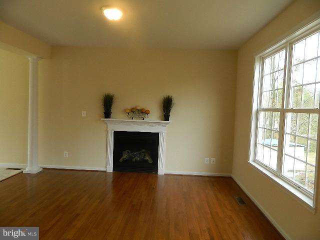 10812 Stansfield Road Randallstown, MD 21133 - Photo 5 of 28 Family Room