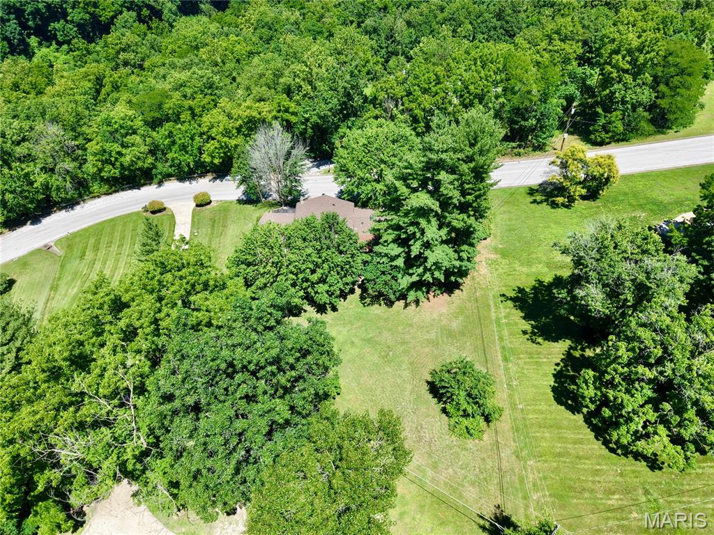 4 El Rancho Drive Hannibal, MO 63401 - Photo 3 of 43