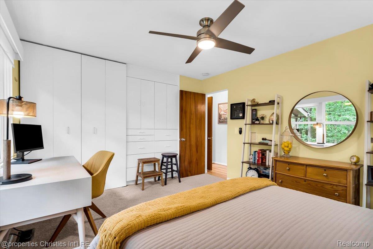 3939 Charing Cross Road Bloomfield Hills, MI 48304 - Photo 22 of 33 Bedroom