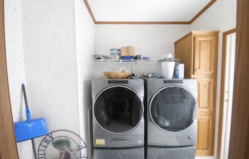 565 Ridge Road Hancock, NY 13783 - Photo 3 of 23 entrance from porch with washroom/Mud room area
