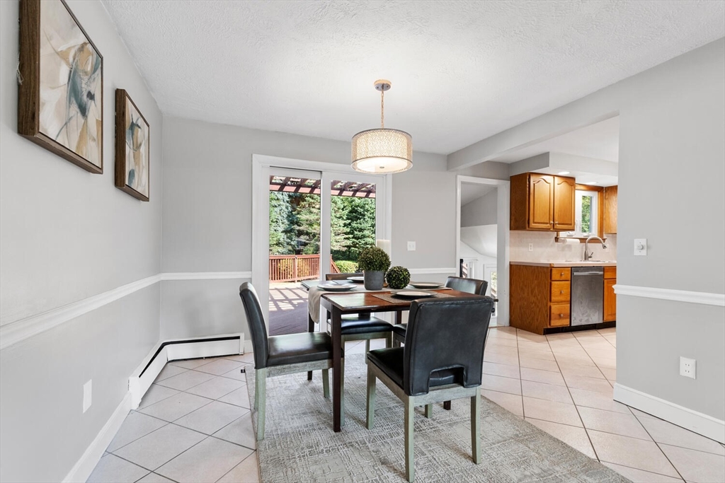 34 Sycamore Road Wakefield, MA 01880 - Photo 12 of 37 Gallery Image 12