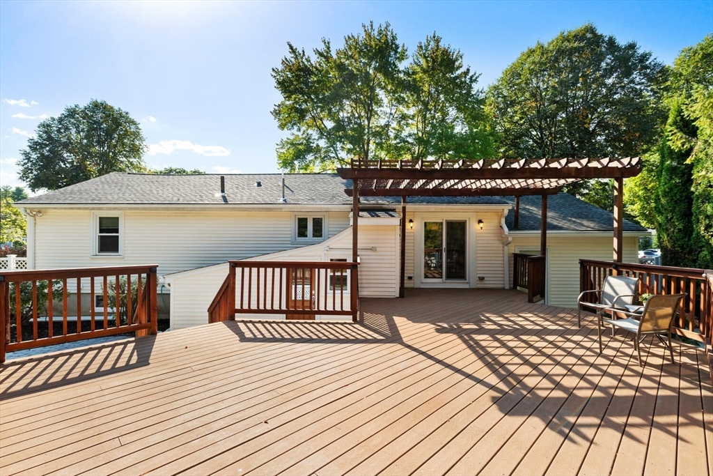 34 Sycamore Road Wakefield, MA 01880 - Photo 30 of 37 Gallery Image 30