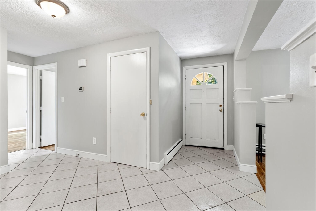 34 Sycamore Road Wakefield, MA 01880 - Photo 7 of 37 Gallery Image 7