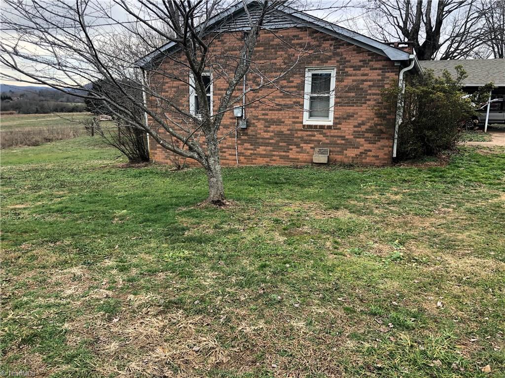 974 Christian Home Church Road Traphill, NC 28685 - Photo 4 of 26 Gallery Image 4