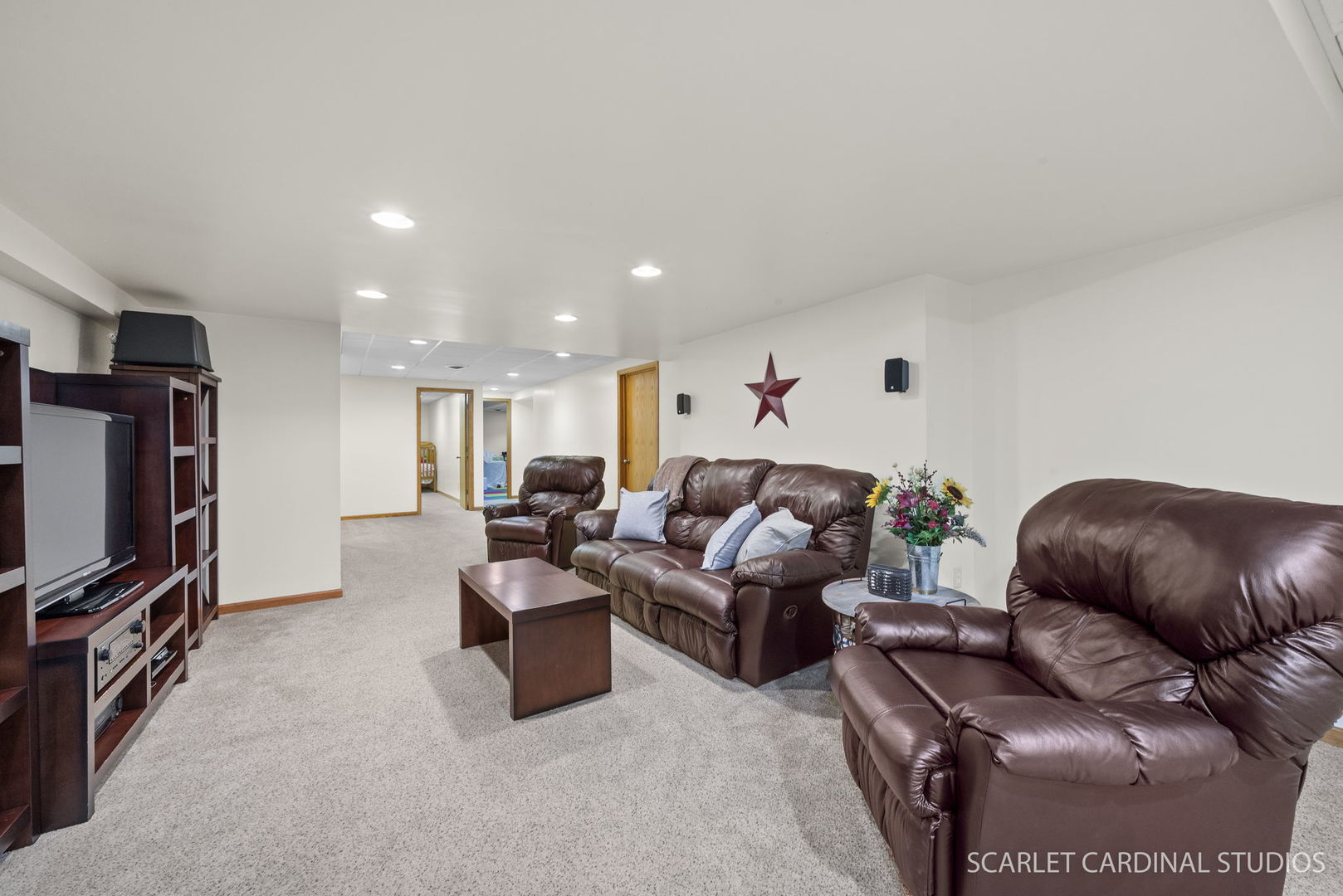 27W583 Meadow Road Naperville, IL 60565 - Photo 22 of 27 Gallery Image 22
