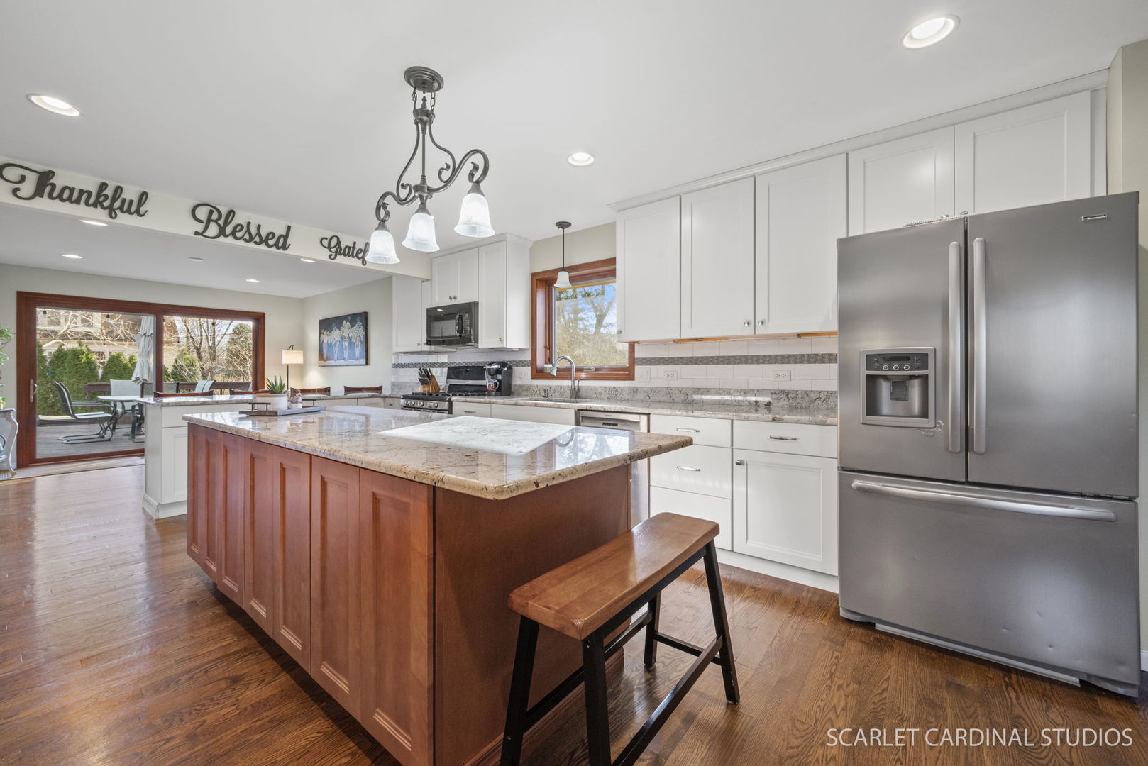 27W583 Meadow Road Naperville, IL 60565 - Photo 7 of 27 Gallery Image 7