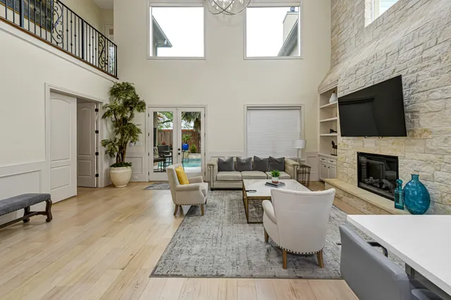 $1,299,000 | 1340 Idylwild Street, Houston, TX 77009