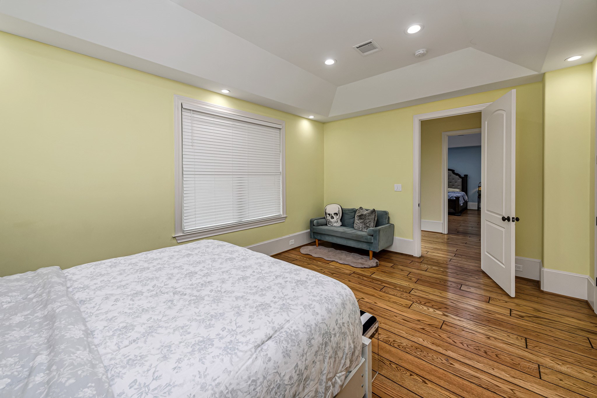 1340 Idylwild Street Houston, TX 77009 - Photo 28 of 42 Another view of this large secondary bedroom