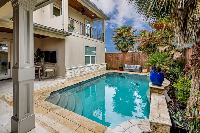 $1,299,000 | 1340 Idylwild Street, Houston, TX 77009