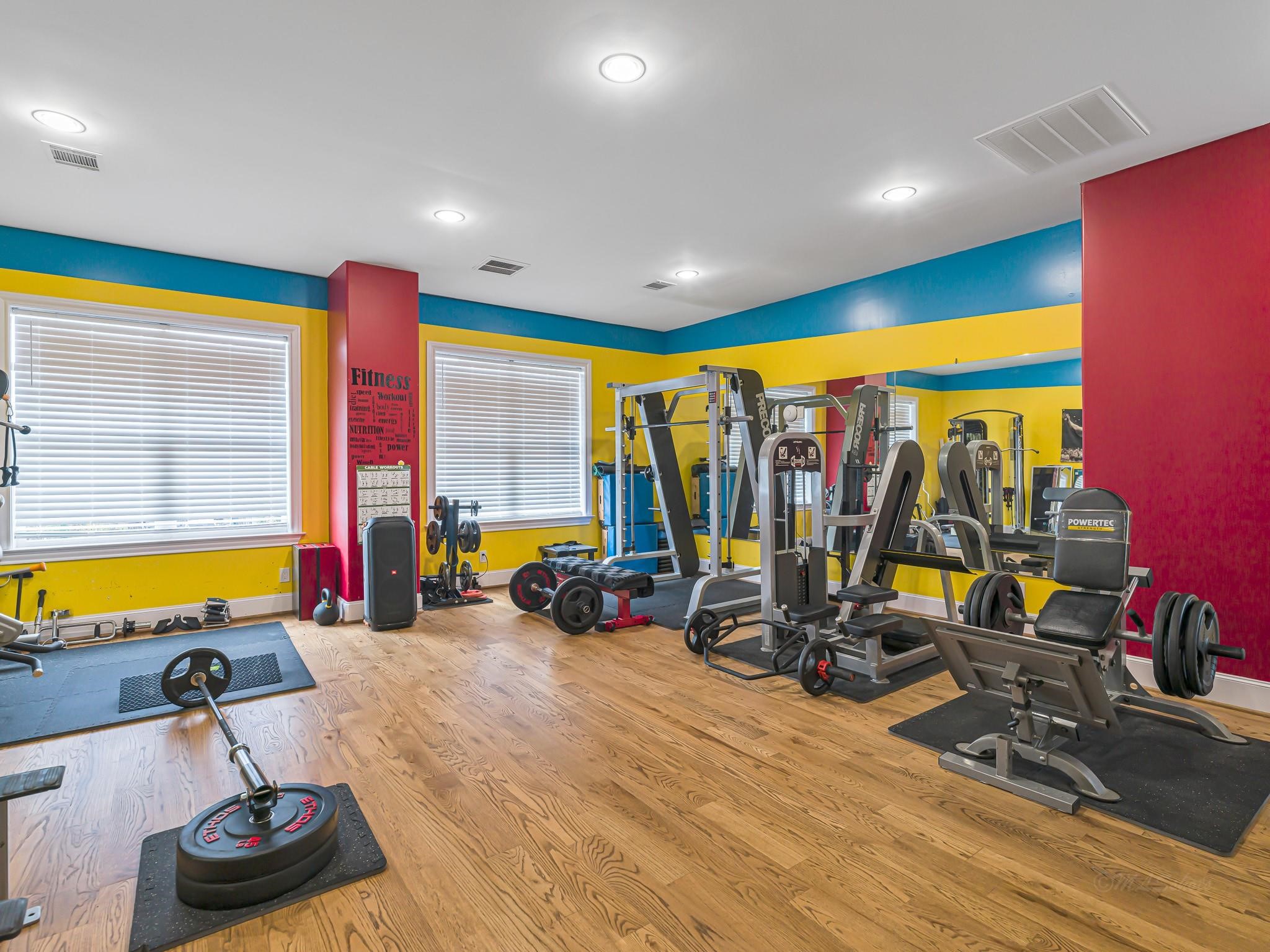 1340 Idylwild Street Houston, TX 77009 - Photo 42 of 42 Above the garage is the ideal space to get your workout on. Don't need a gym? Just imagine all the things you could do with this space (gym equipment is not included with the sale)