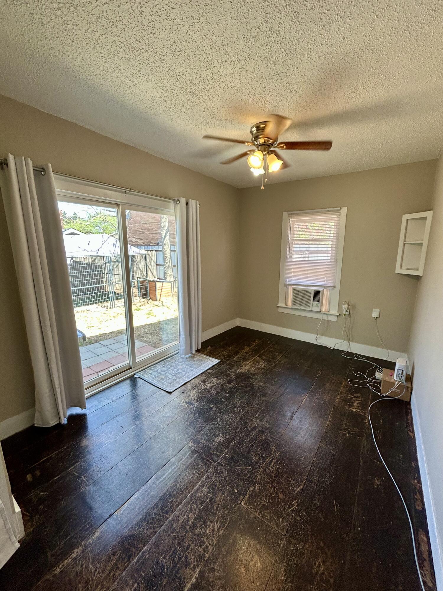 2206 15th Street Lubbock, TX 79401 - Photo 14 of 22 Dining