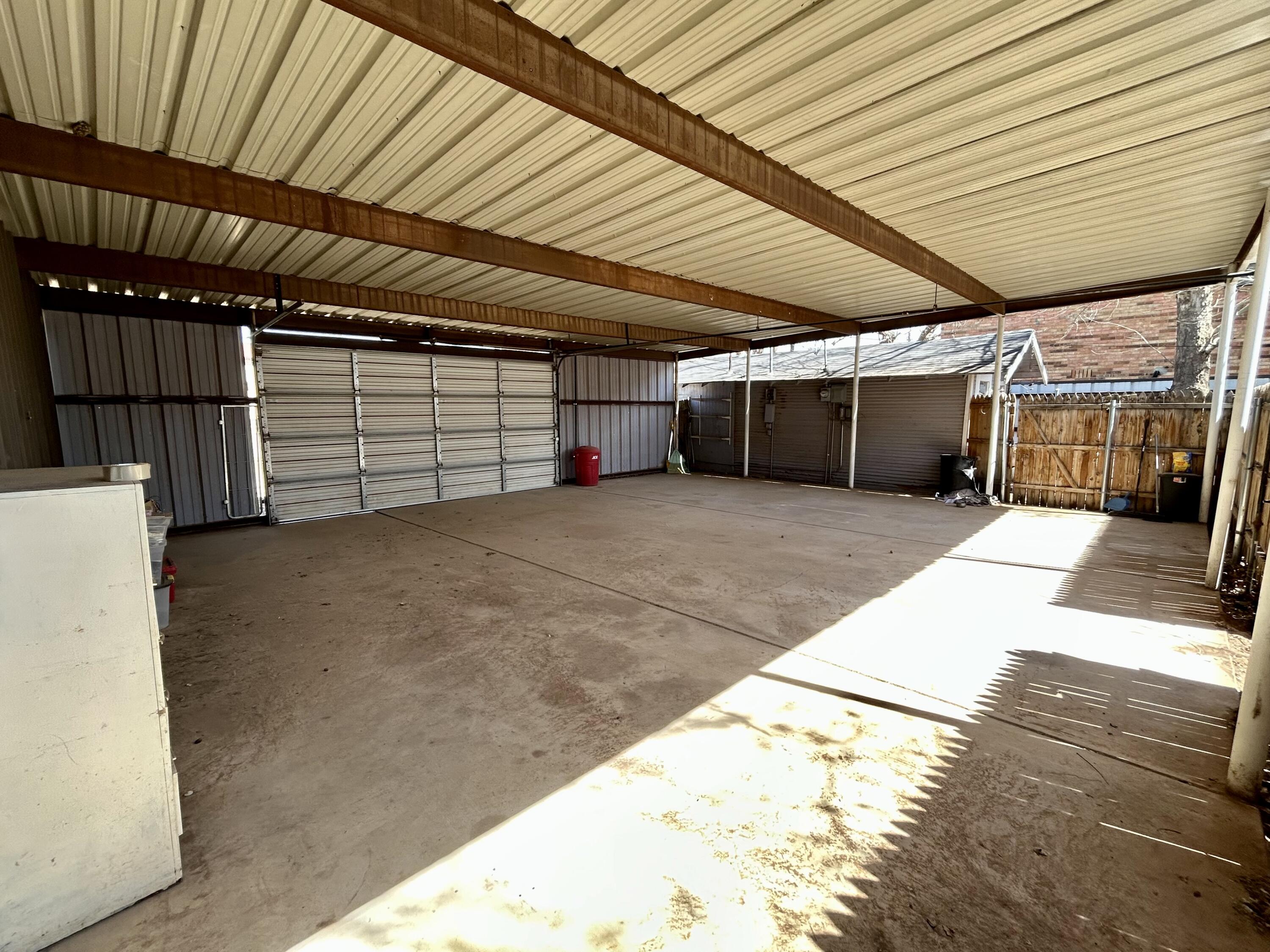 2206 15th Street Lubbock, TX 79401 - Photo 16 of 22 Carport & Apartment