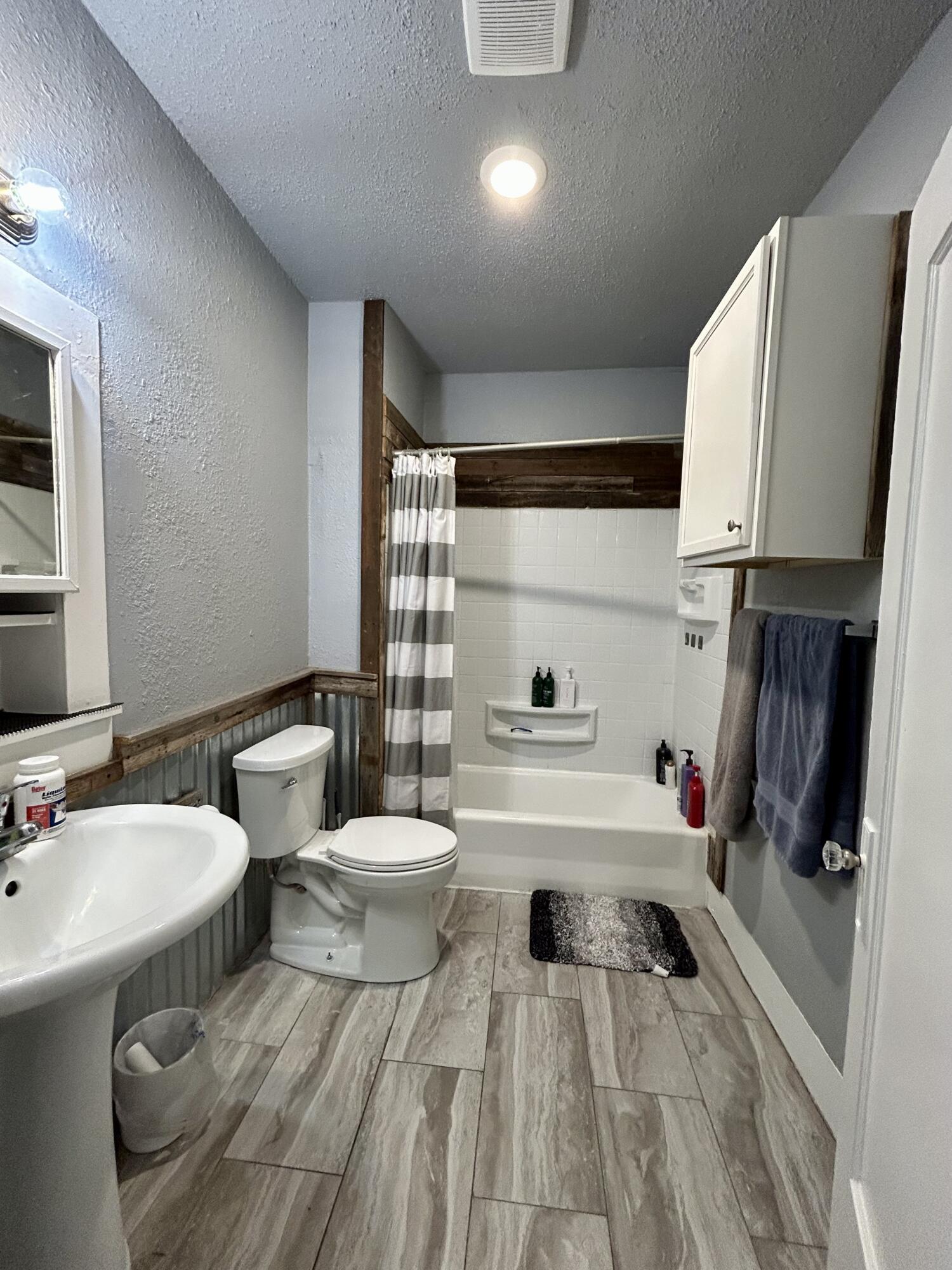 2206 15th Street Lubbock, TX 79401 - Photo 10 of 22 IMG_0352