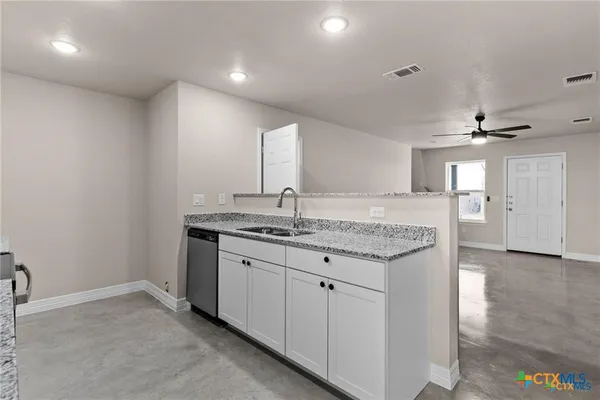 $1,450 | 803 White Meadow Lane, Unit B, Harker Heights, TX 76548