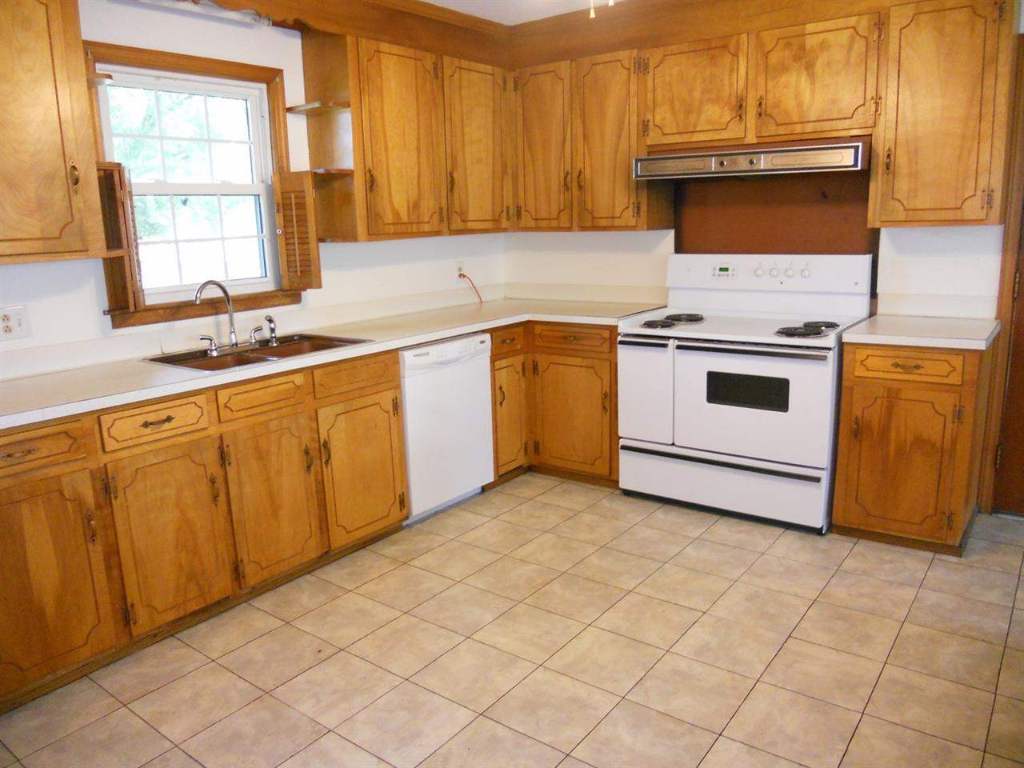 1405 Belhaven Road Anderson, SC 29621 - Photo 5 of 10