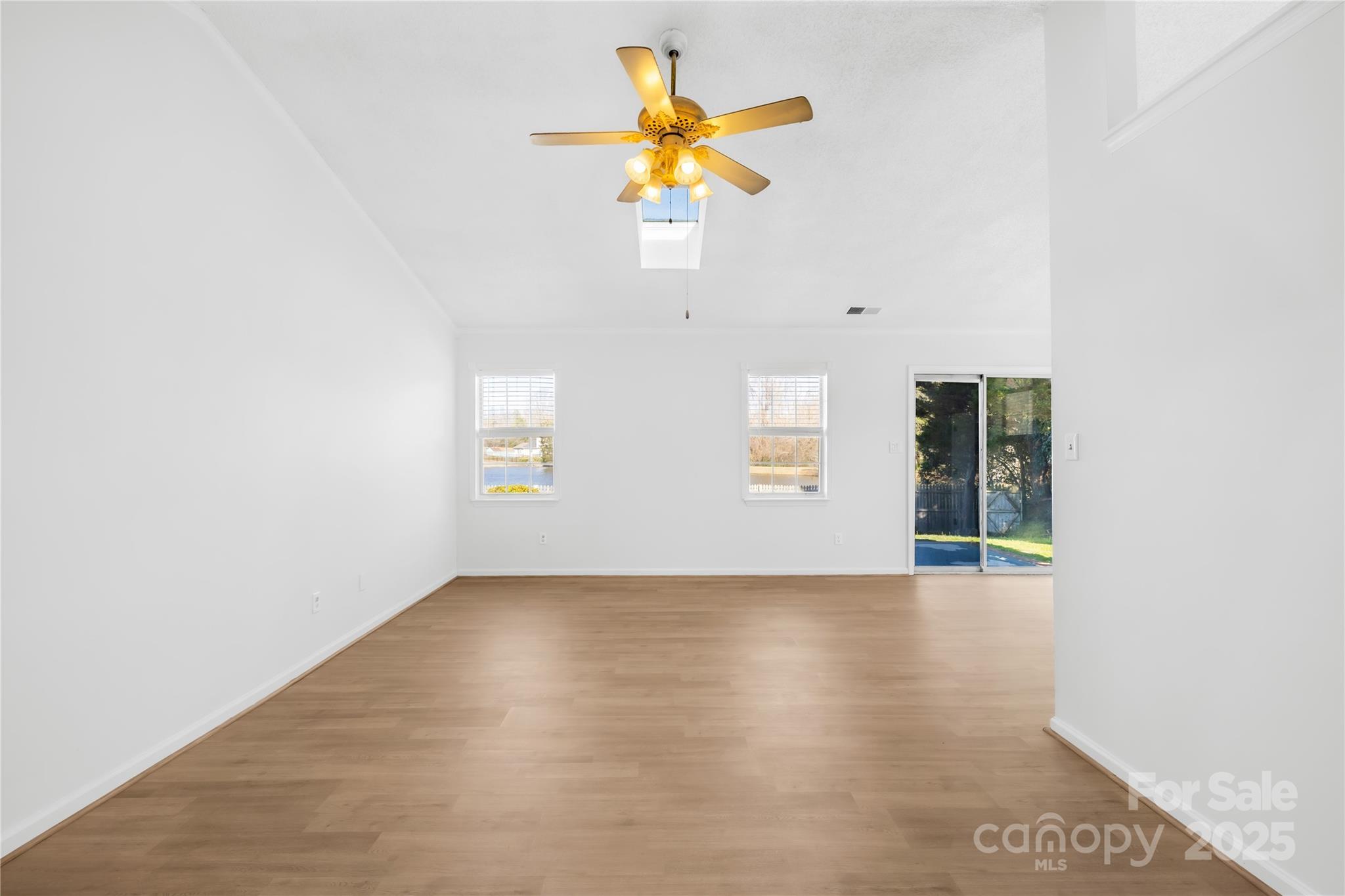 6325 Martin Lake Road Charlotte, NC 28227 - Photo 5 of 26 Gallery Image 5