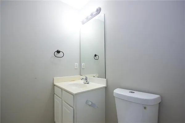 $2,400 | 585 Chapel Walk Lane Southeast, Lawrenceville, GA 30045