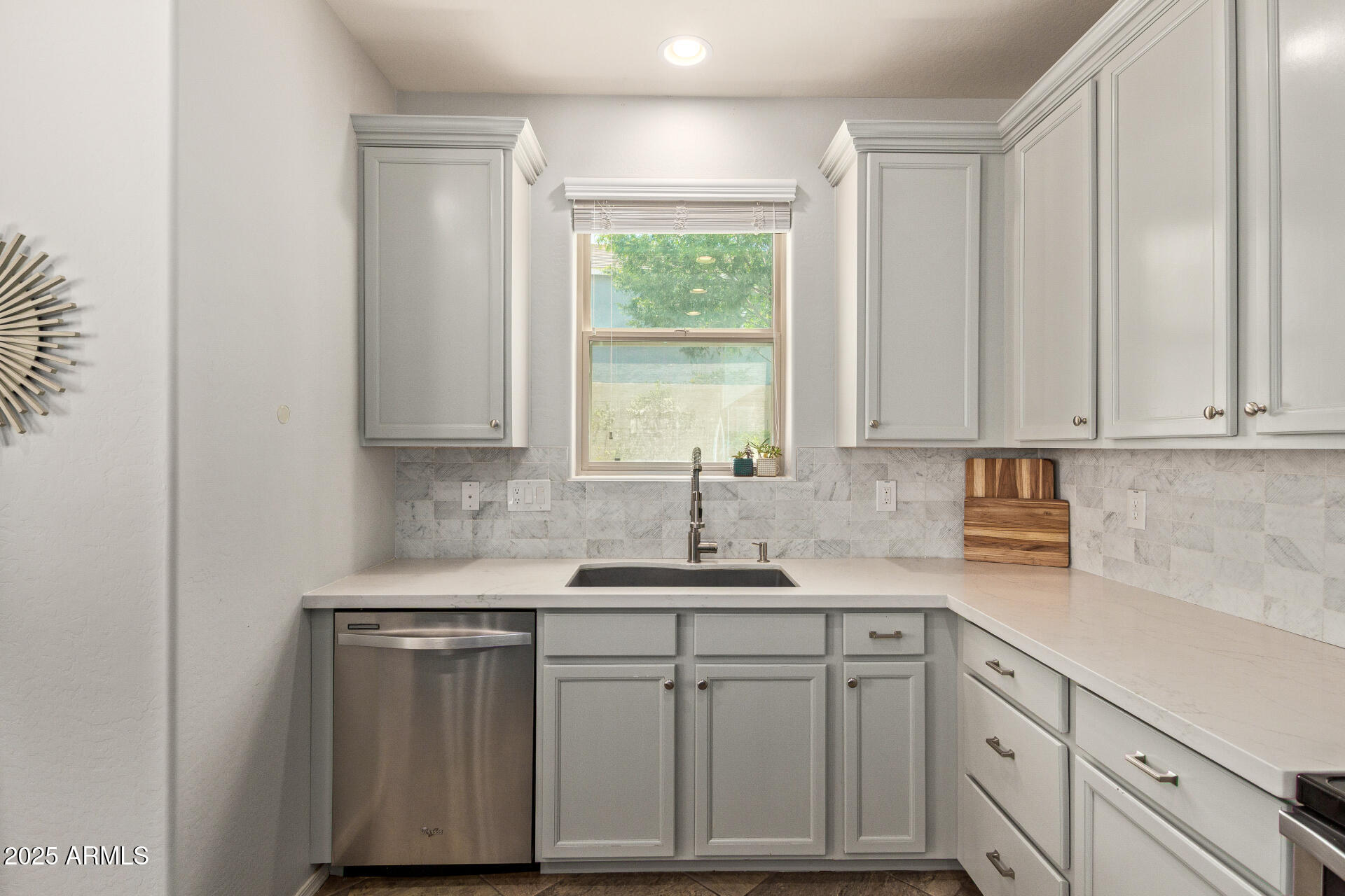 3329 East Roland Street Mesa, AZ 85213 - Photo 12 of 25 16 - Roland
