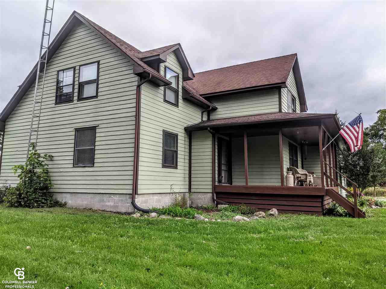 5999 Kelly Road Capac, MI 48014 - Photo 2 of 53