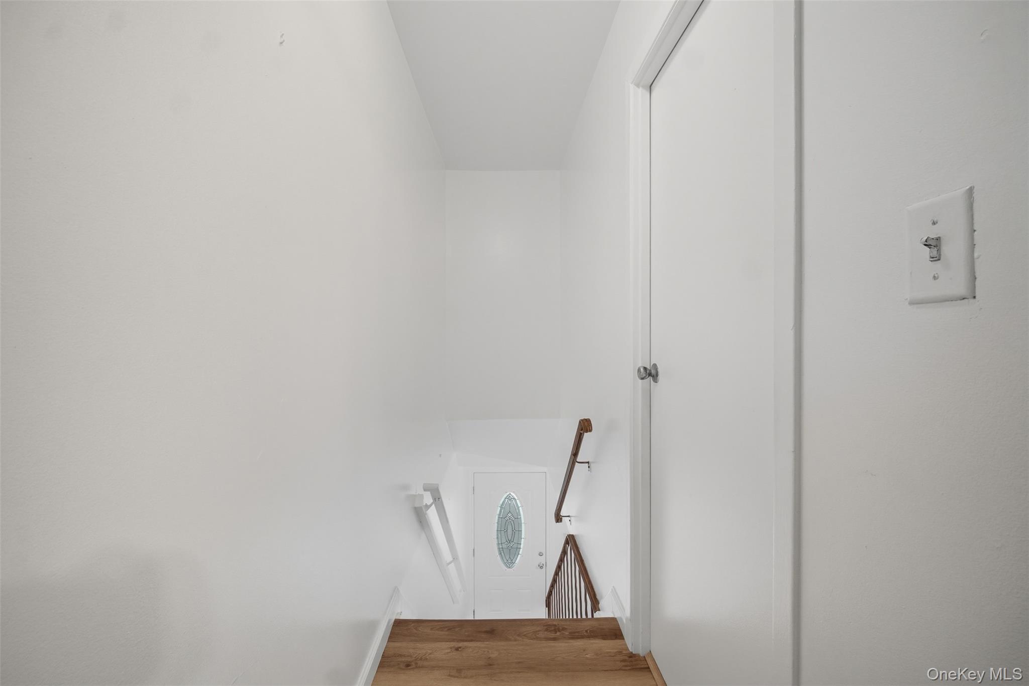 24 Wooded Way Calverton, NY 11933 - Photo 21 of 29 a view of small space