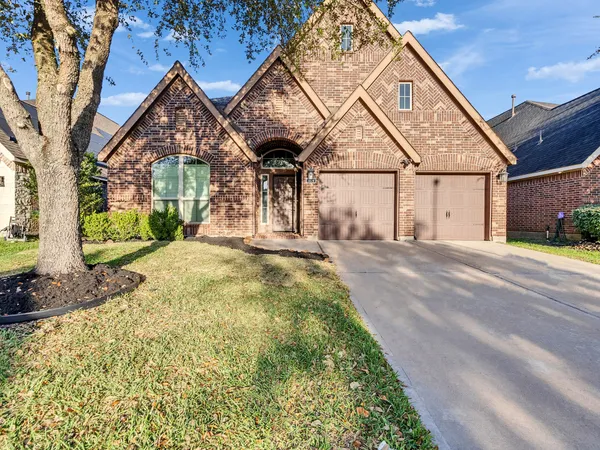 $2,800 | 3719 Cibolo Court, Pearland, TX 77584