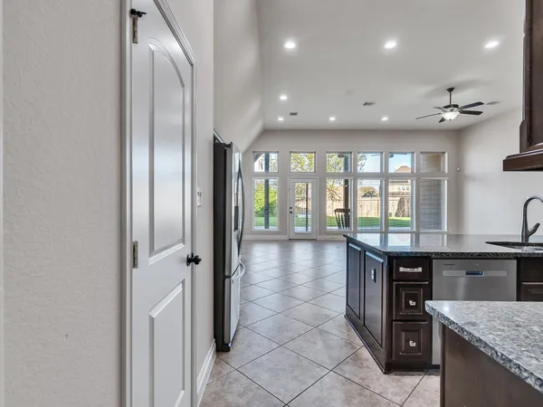 $2,800 | 3719 Cibolo Court, Pearland, TX 77584