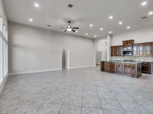 $2,800 | 3719 Cibolo Court, Pearland, TX 77584