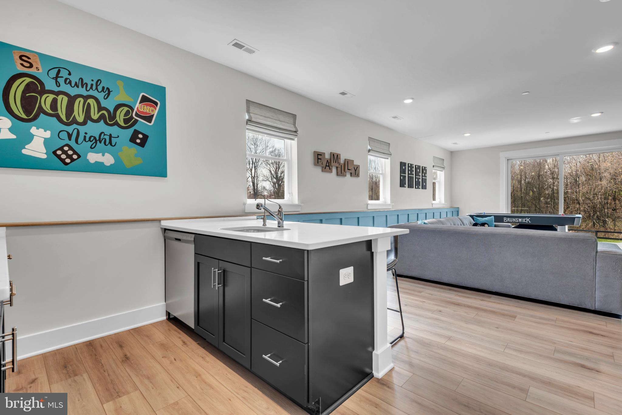 3676 Birdsville Road Davidsonville, MD 21035 - Photo 46 of 90 bar in rec room