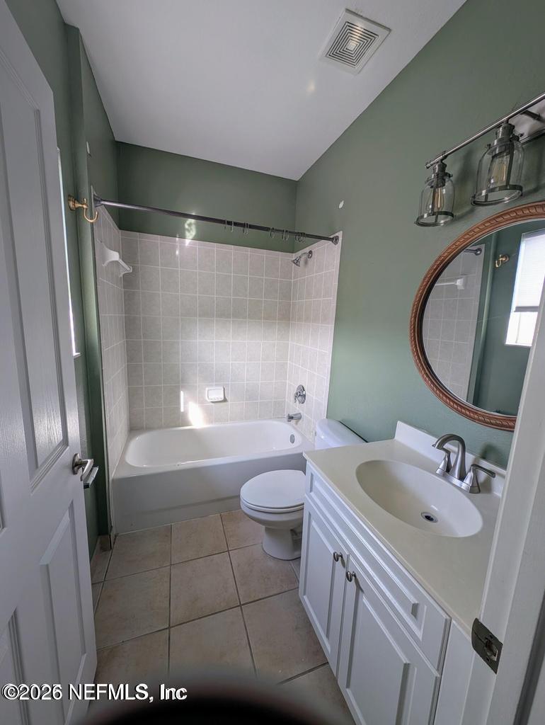 9745 Touchton Road, Unit 2327 Jacksonville, FL 32246 - Photo 11 of 19 2ND BATHROOM