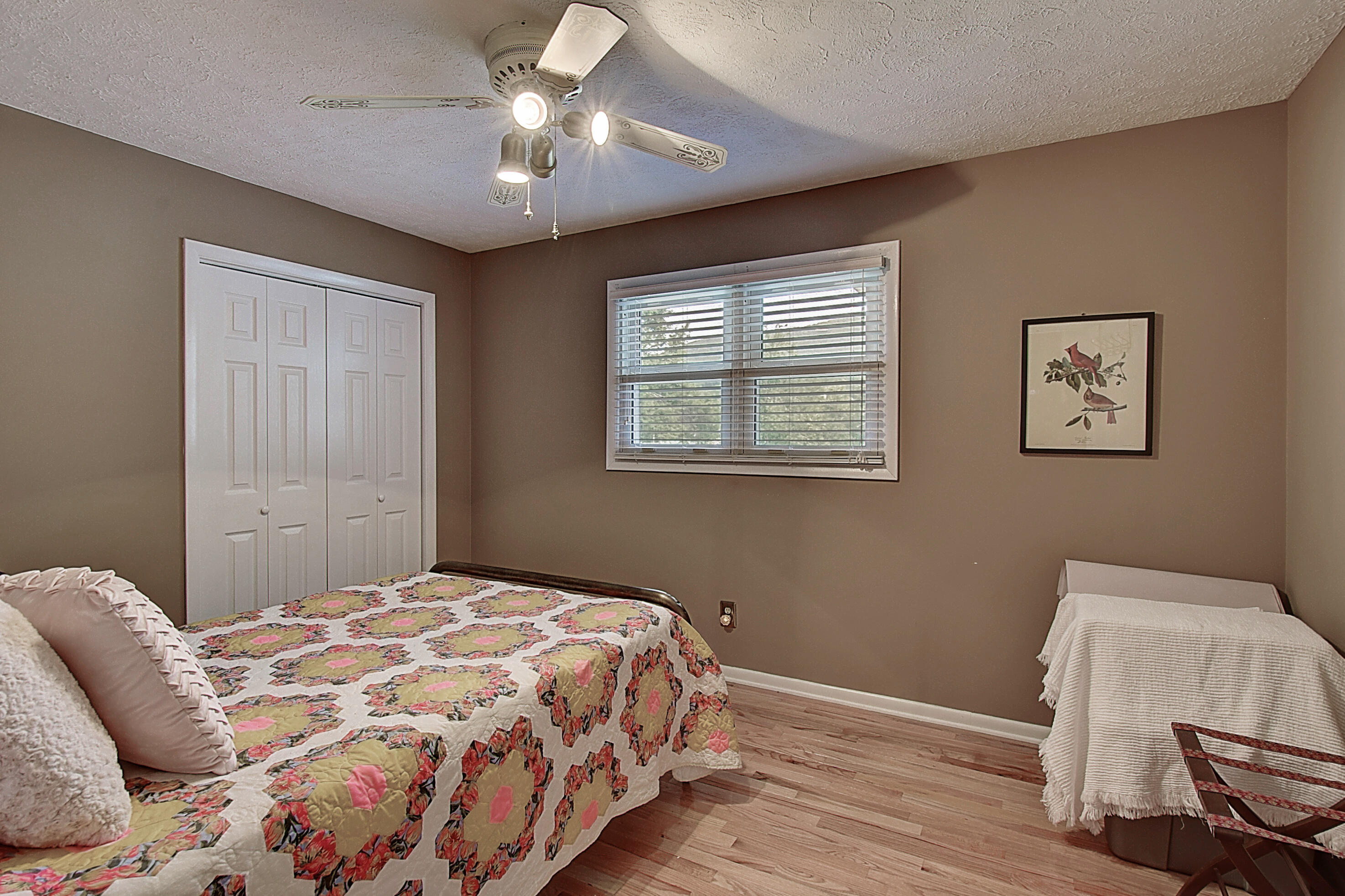 138 Ed Davis Road Elizabethton, TN 37643 - Photo 18 of 27 bedroom 3