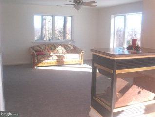 322 Ridge Avenue Ephrata, PA 17522 - Photo 2 of 8 Gallery Image 2