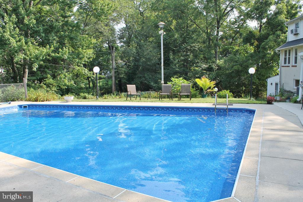 2609 Arbor Road Broomall, PA 19008 - Photo 14 of 44 Gallery Image 14