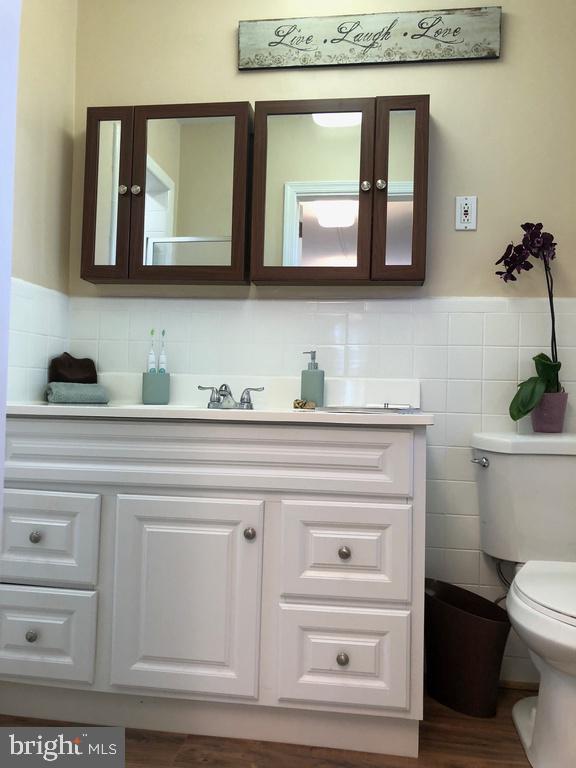 2609 Arbor Road Broomall, PA 19008 - Photo 32 of 44 BATHROOM