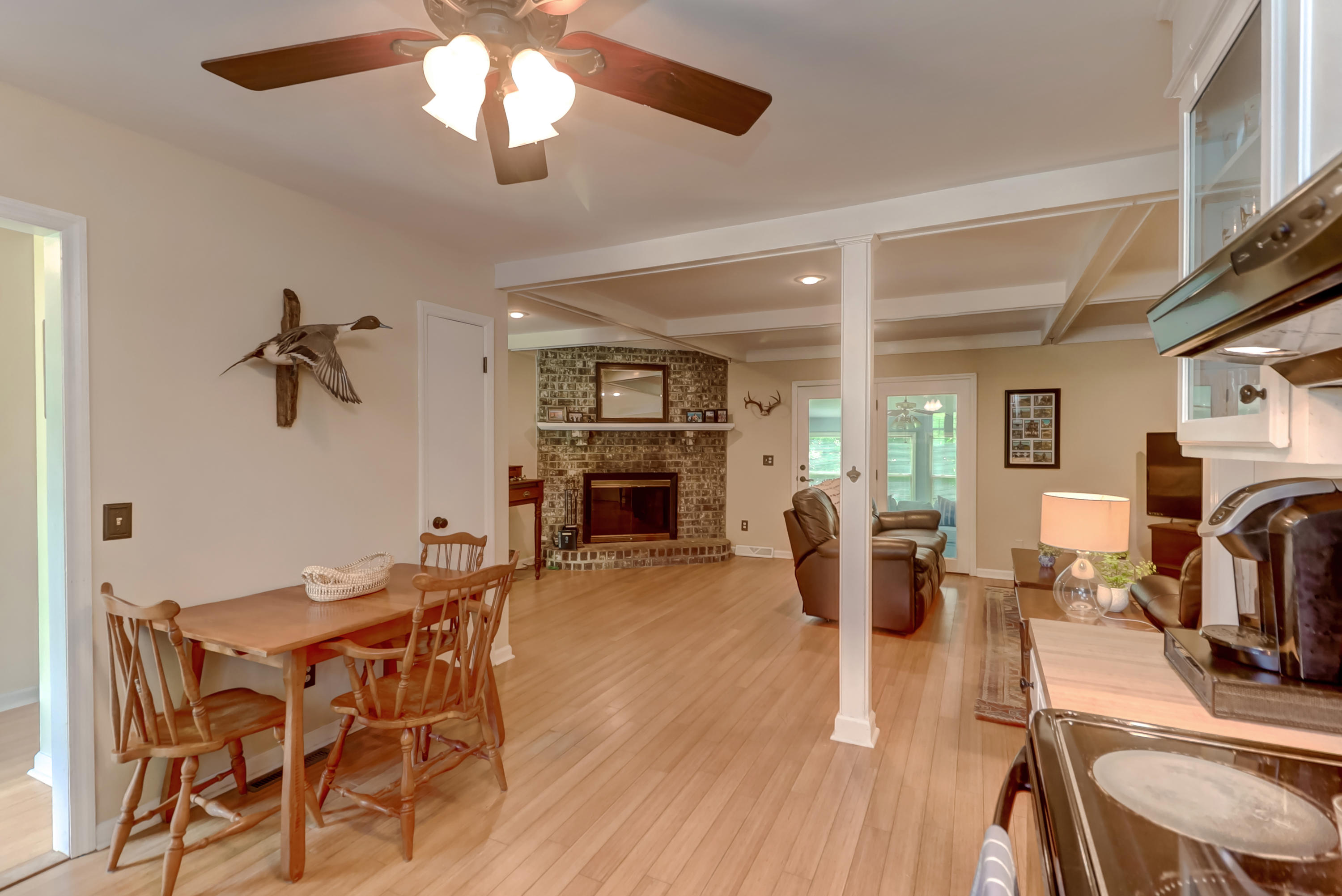 1519 Wakendaw Road Mount Pleasant, SC 29464 - Photo 17 of 27 1519 Wakendaw (23)