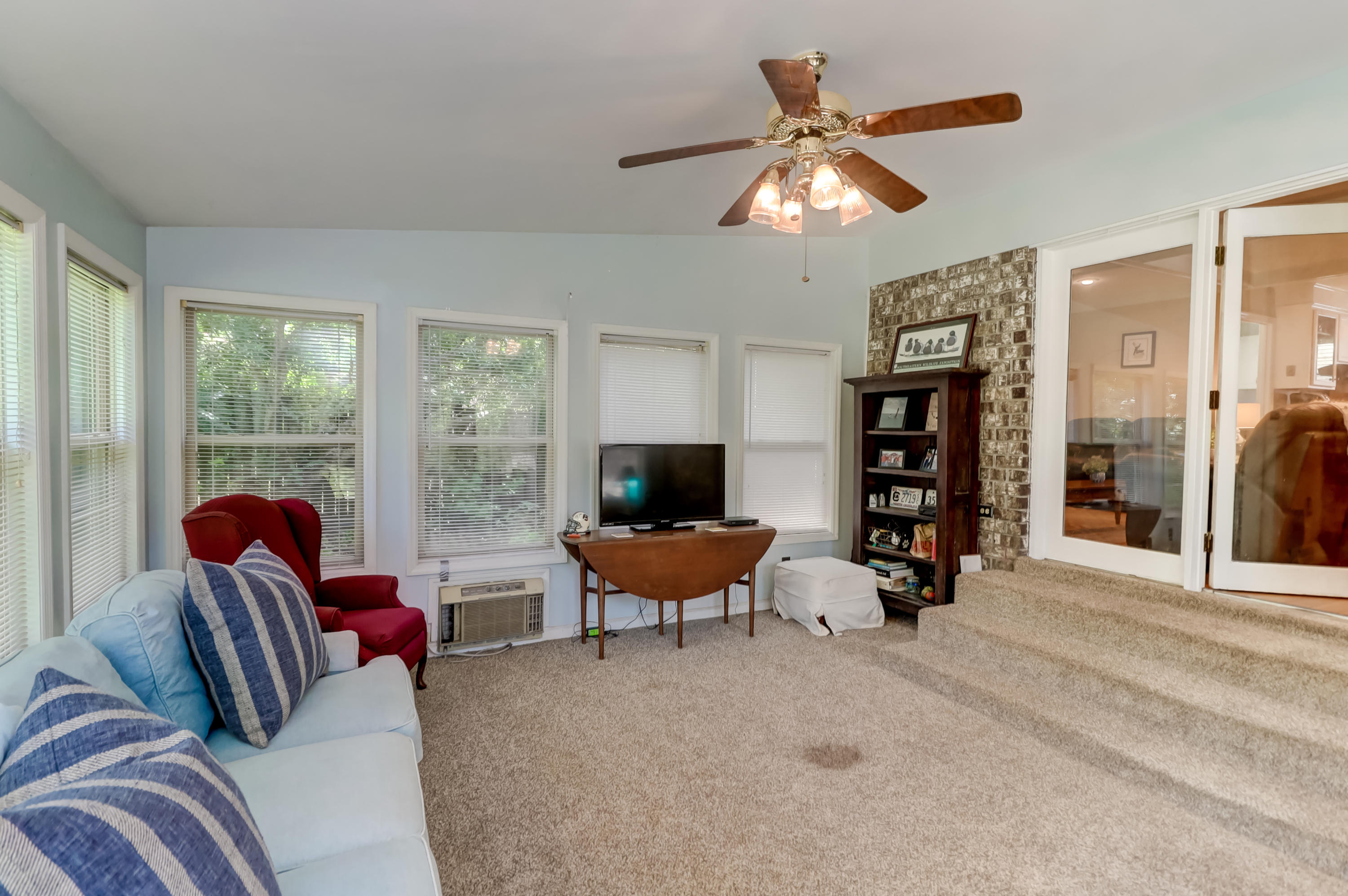 1519 Wakendaw Road Mount Pleasant, SC 29464 - Photo 19 of 27 1519 Wakendaw (25)