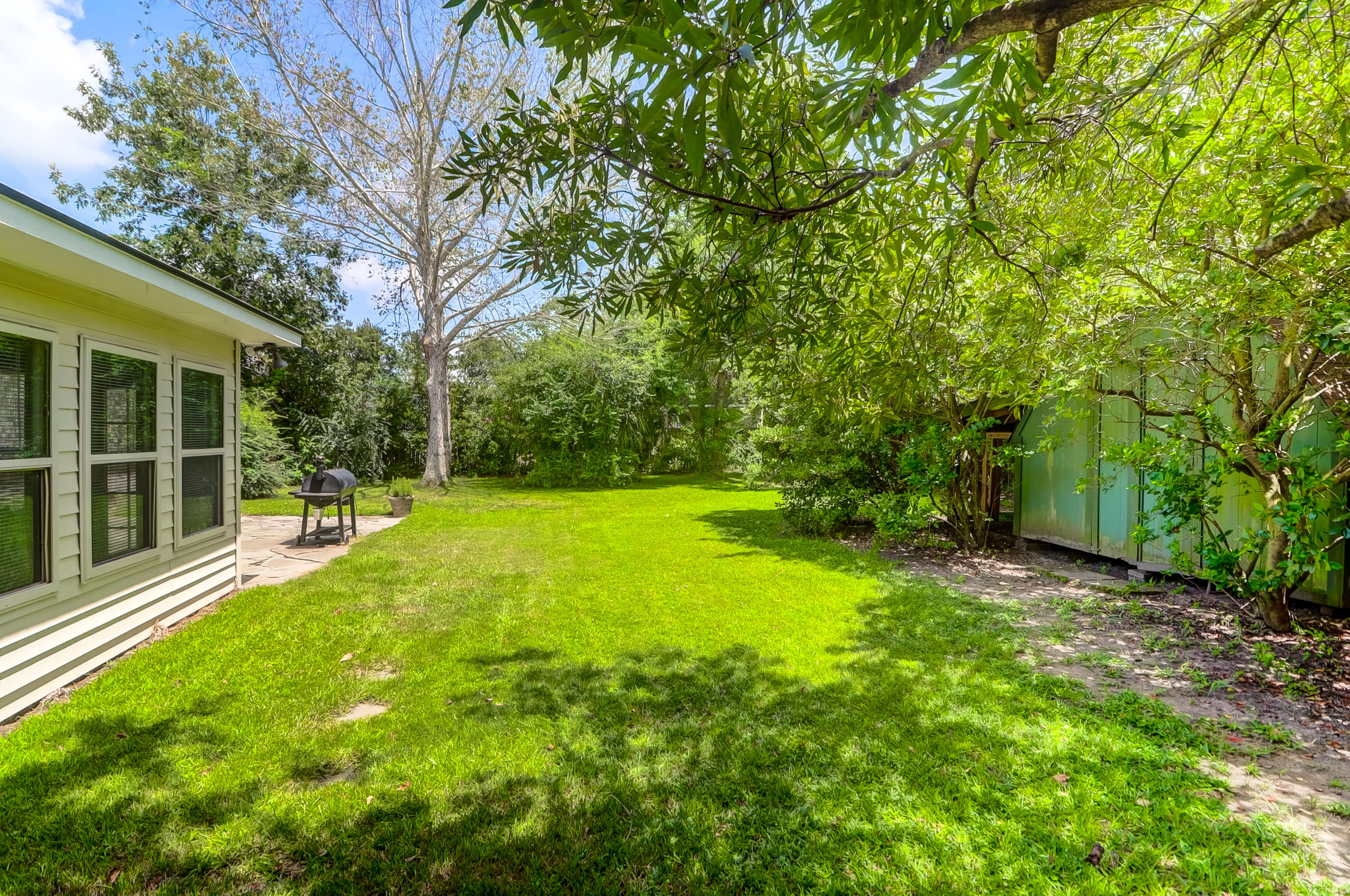 1519 Wakendaw Road Mount Pleasant, SC 29464 - Photo 22 of 27 1519 Wakendaw (28)