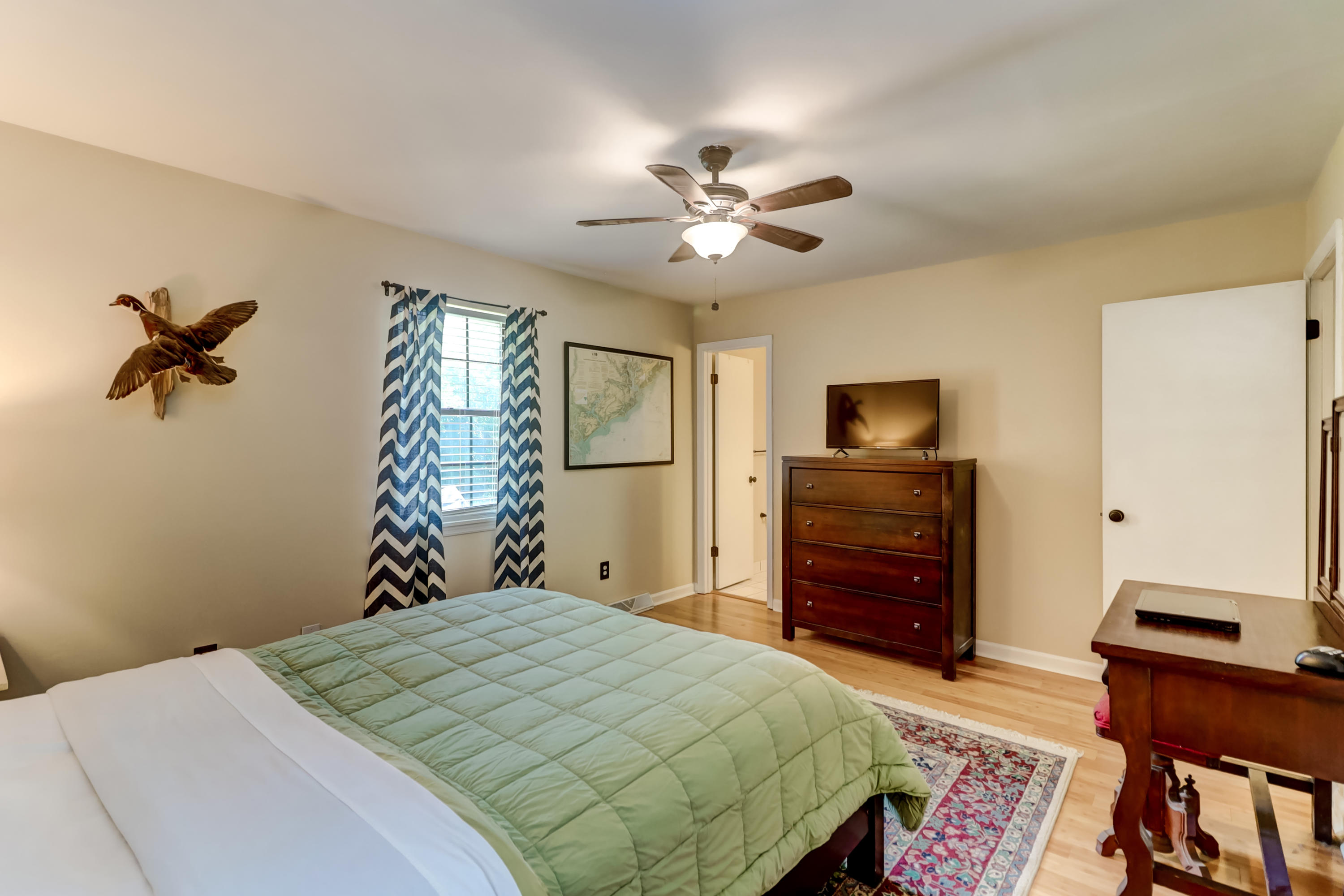 1519 Wakendaw Road Mount Pleasant, SC 29464 - Photo 6 of 27 1519 Wakendaw (10)