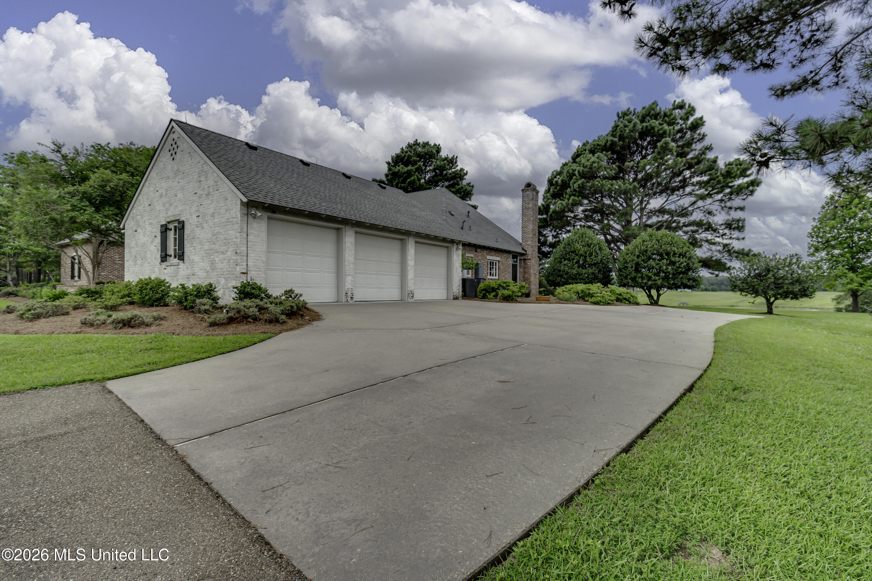 251 Highland Meadow Road Flora, MS 39071 - Photo 13 of 89 251 Highland Meadow Rd--13