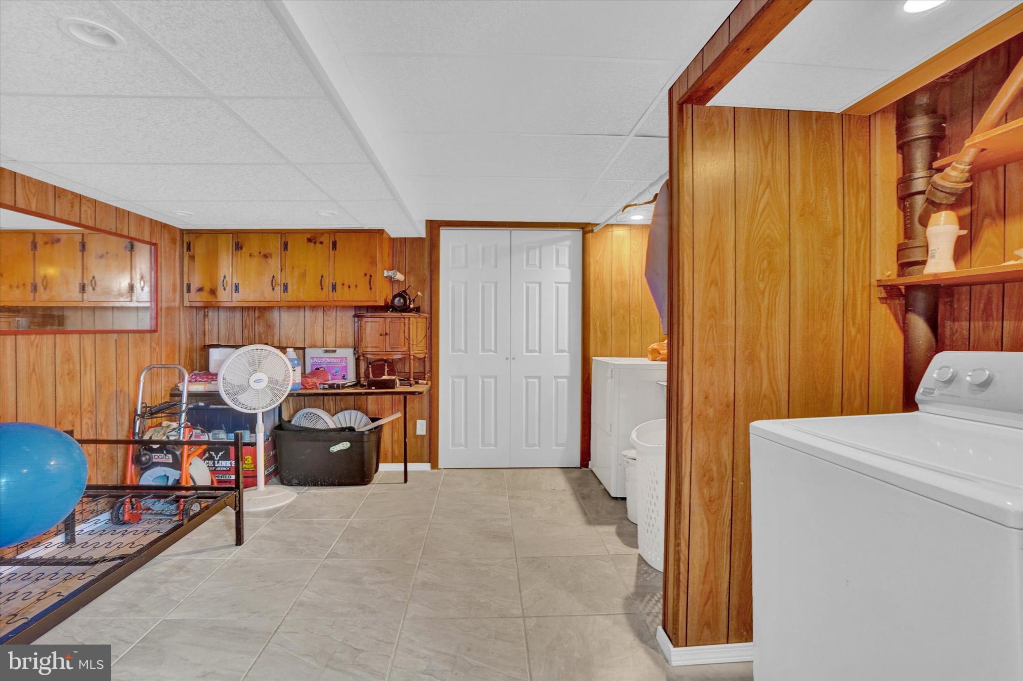 318 Lyndhurst Road York, PA 17402 - Photo 9 of 18 Gallery Image 9