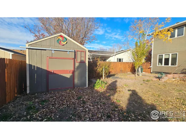 a black and white photo of a house