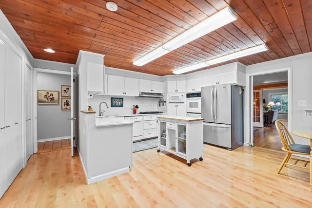 $425,000 | 3700 Sunrise Drive, Endicott, NY 13760