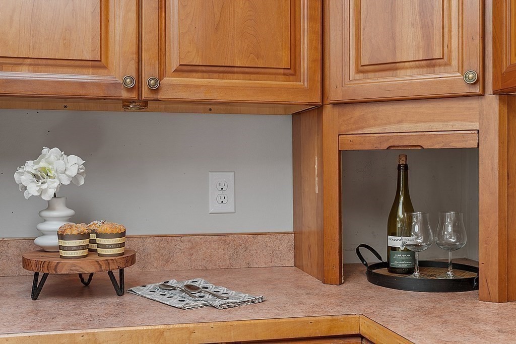 13 Sherwood Road Stoneham, MA 02180 - Photo 15 of 41 Gallery Image 15